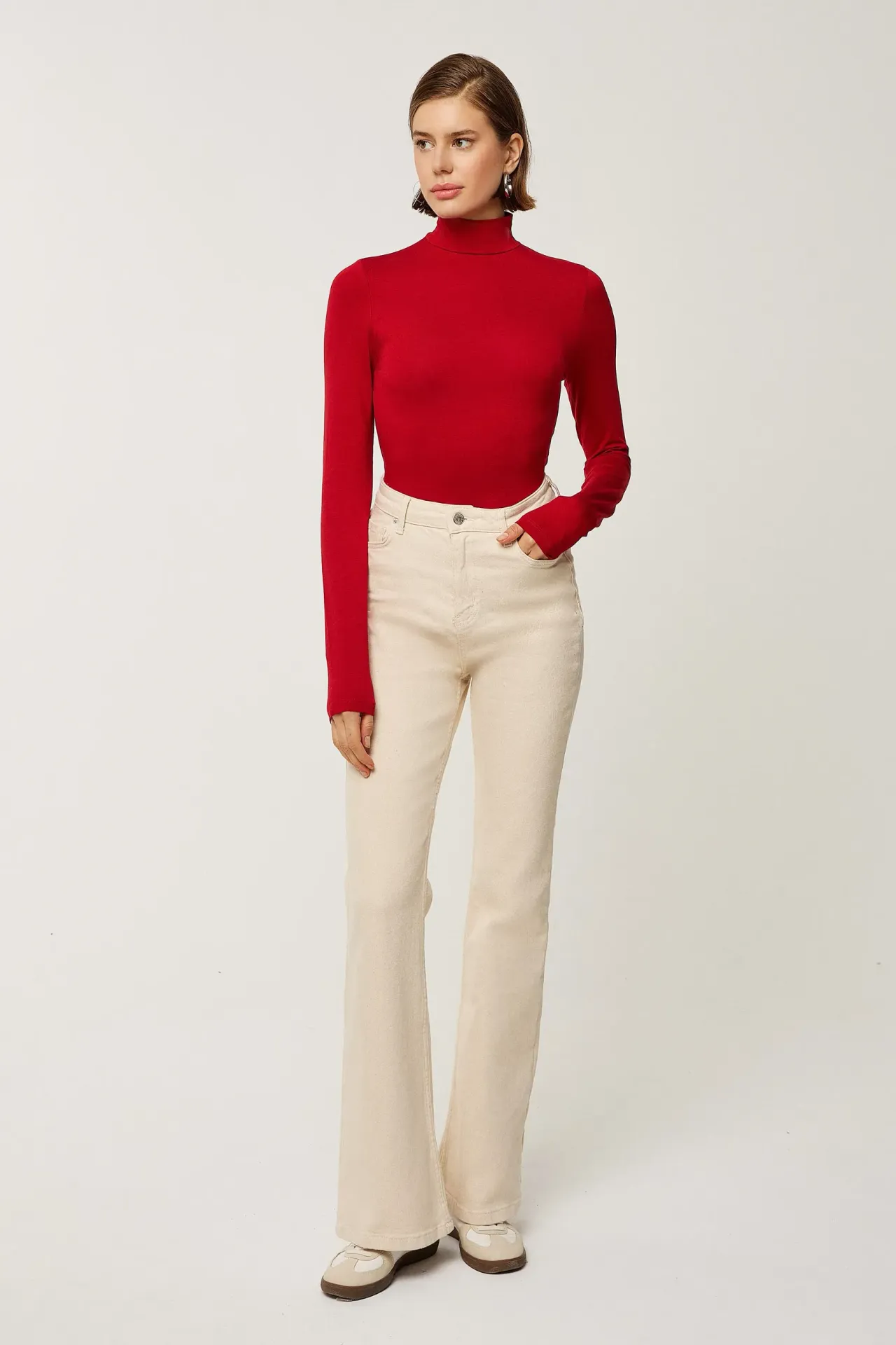 Basic High-Neck Top