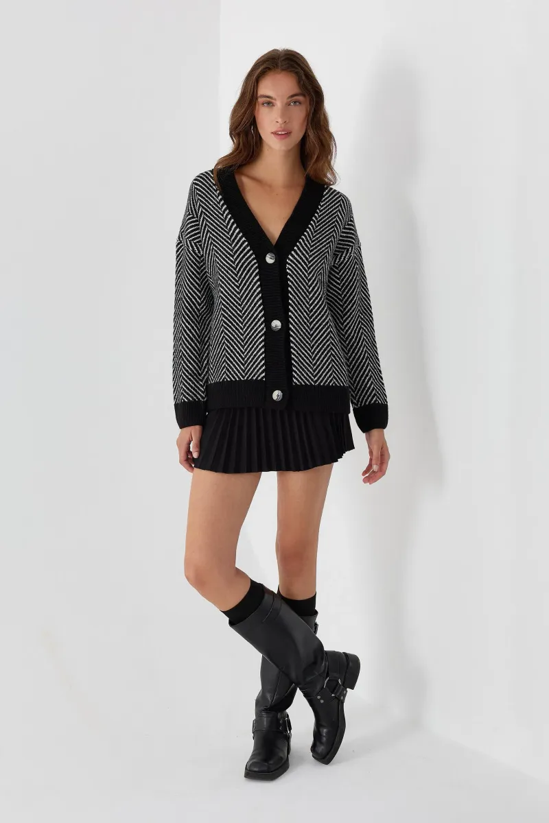 Oversized Striped V-Neck Cardigan 1