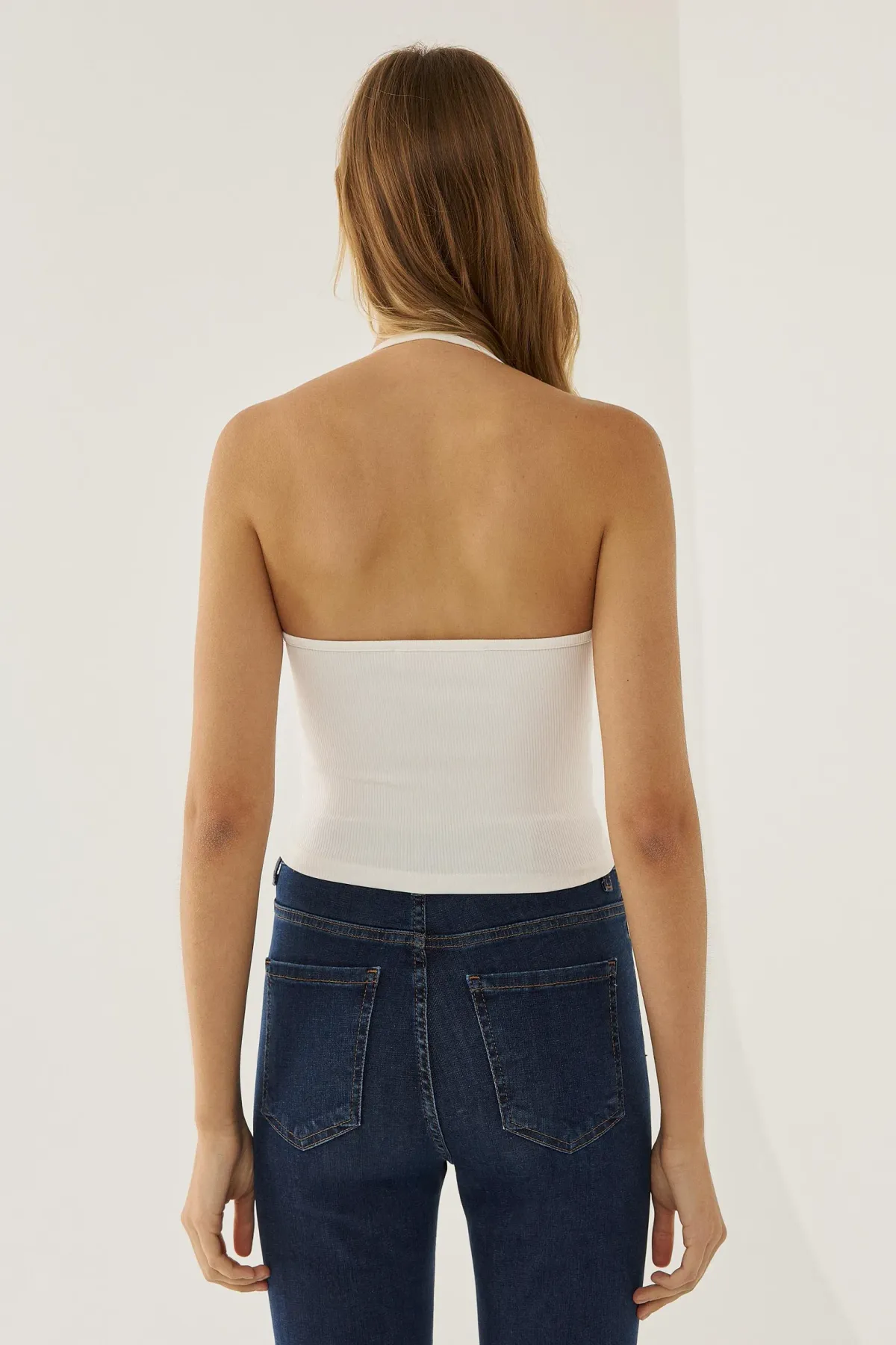 Halter Yaka Jersey Crop Top 7