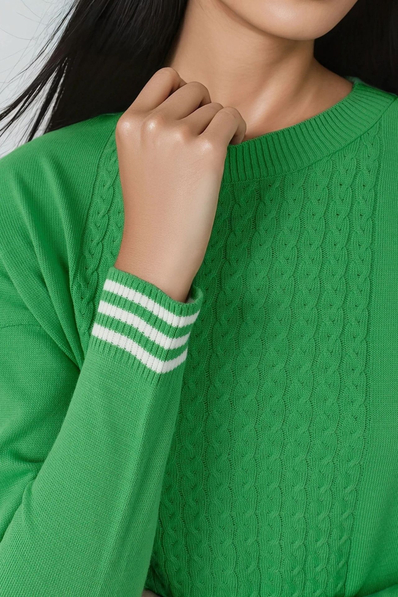 MY FASHION Crew Neck Sweater with Hair Braid Pattern 5