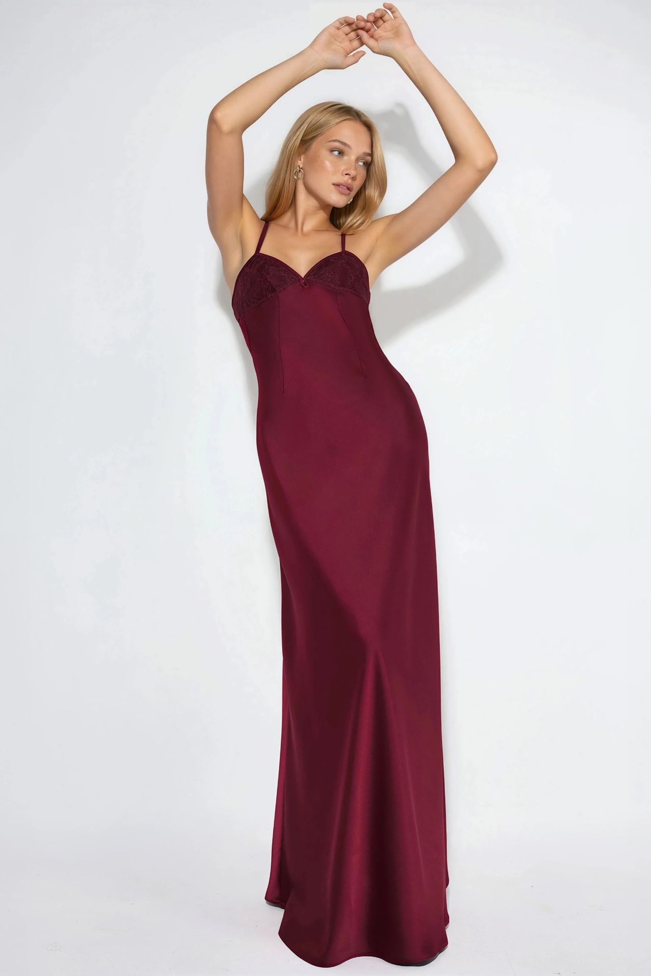 Heart Collar Lace Detail Maxi Dress 6