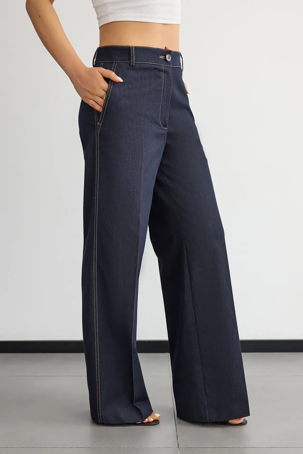 High-Waist Straight-Leg Trousers with Stitch Details