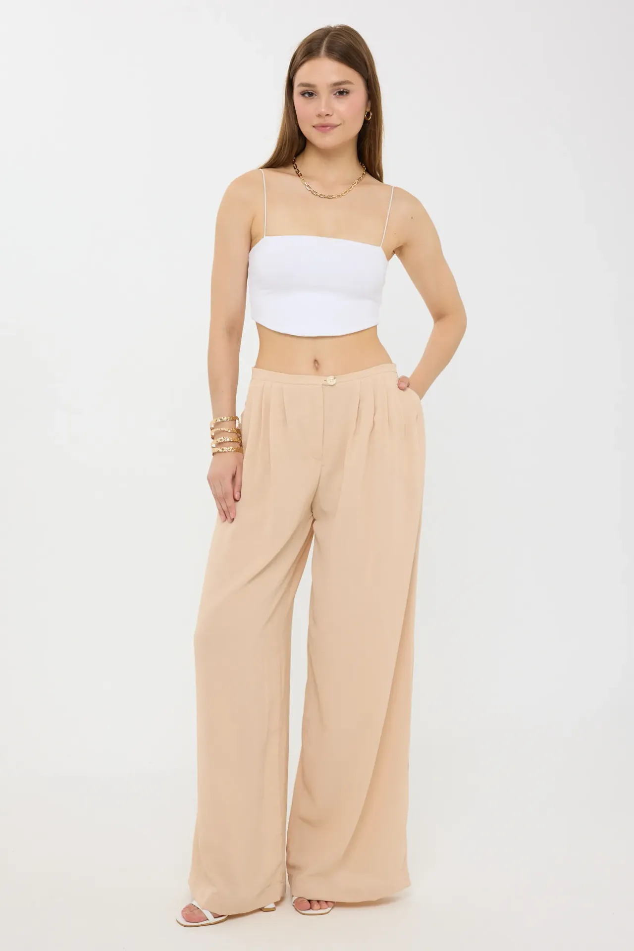 Pleated Wide-Leg Trousers with Relaxed Fit