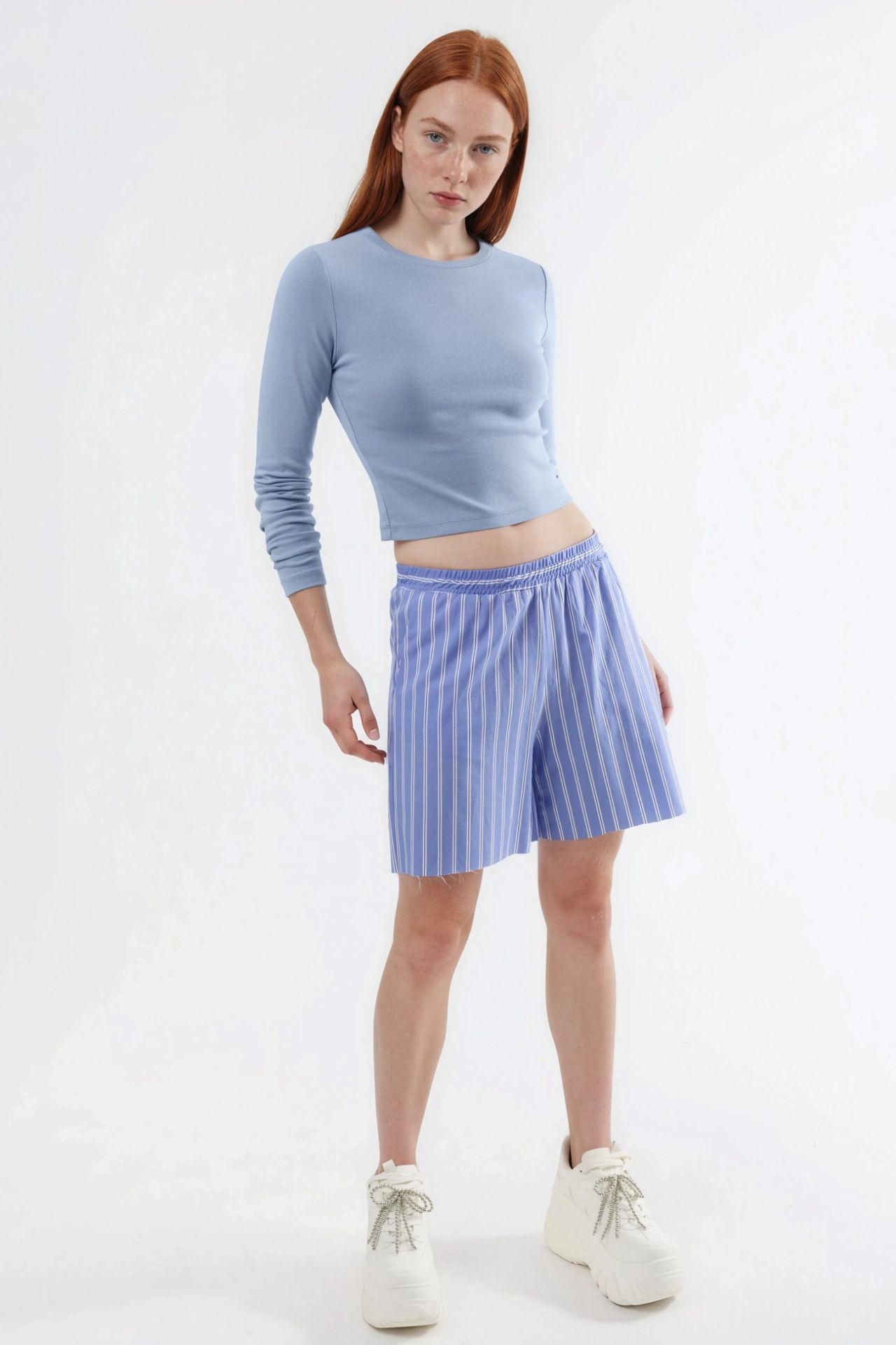 BUSEM Slim Fit Long Sleeved Crop Top with Crew Neck 2