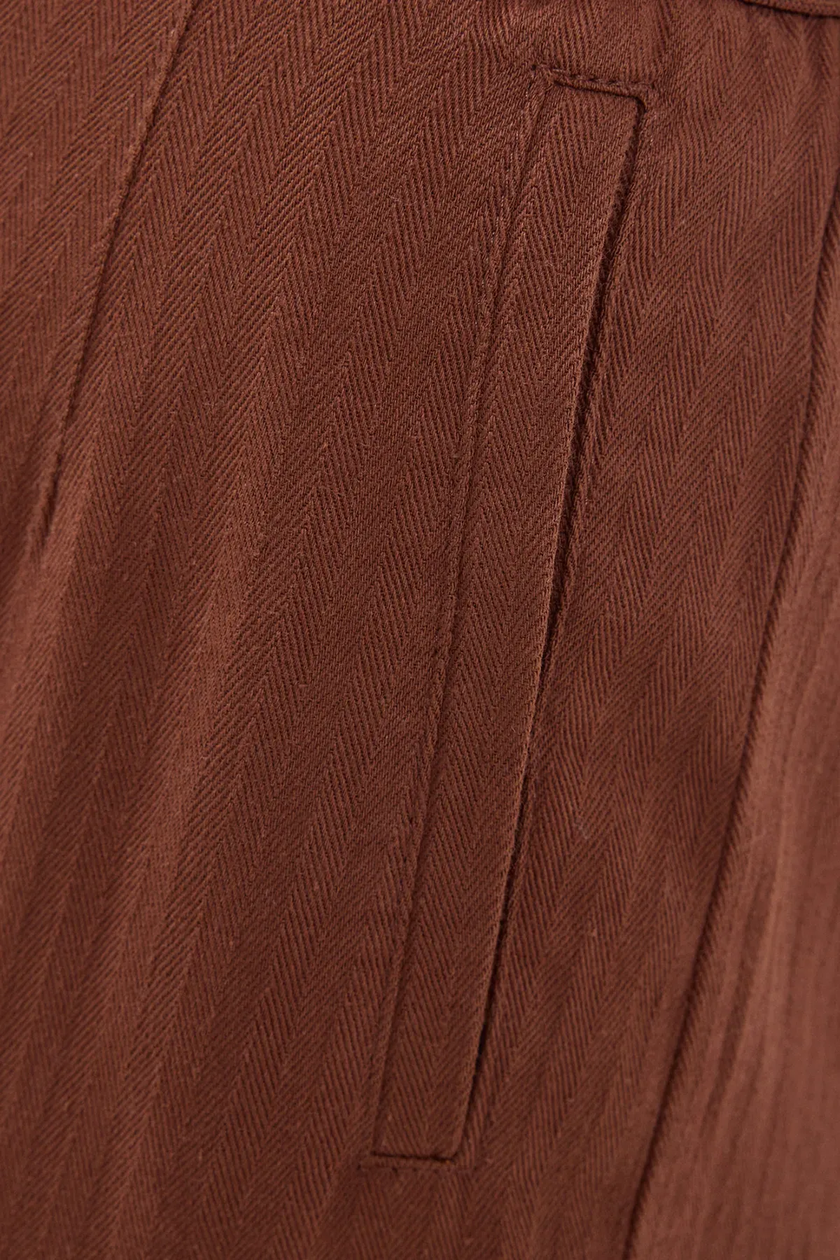High-Waist Carrot Trousers 5