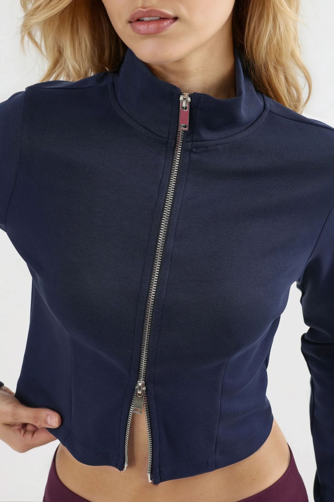 BUSEM Fitted Knitted Jacket with Zipper Closure 6