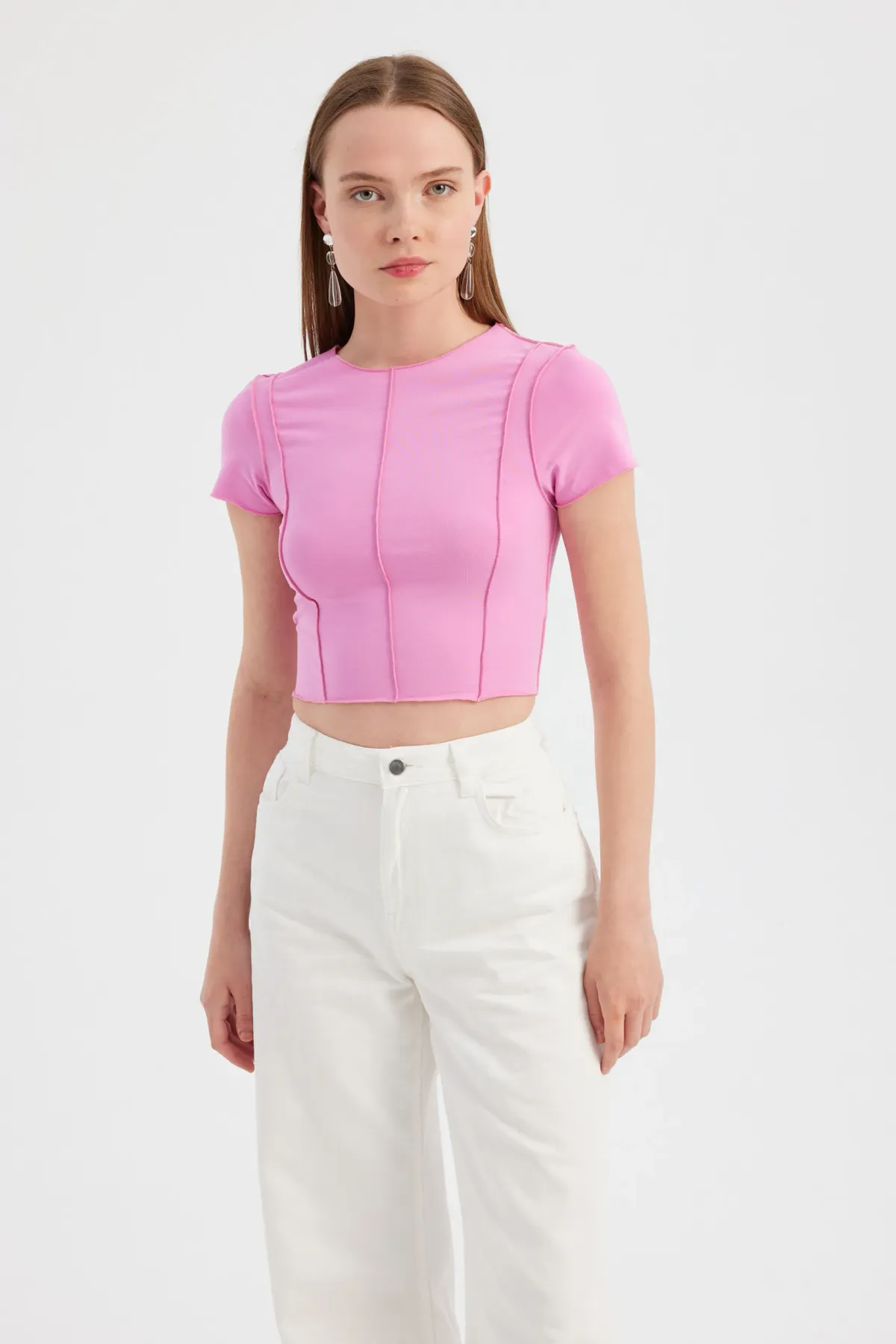 Yuvarlak Yakalı Ön Dikişli Kısa Kollu Crop Top 2