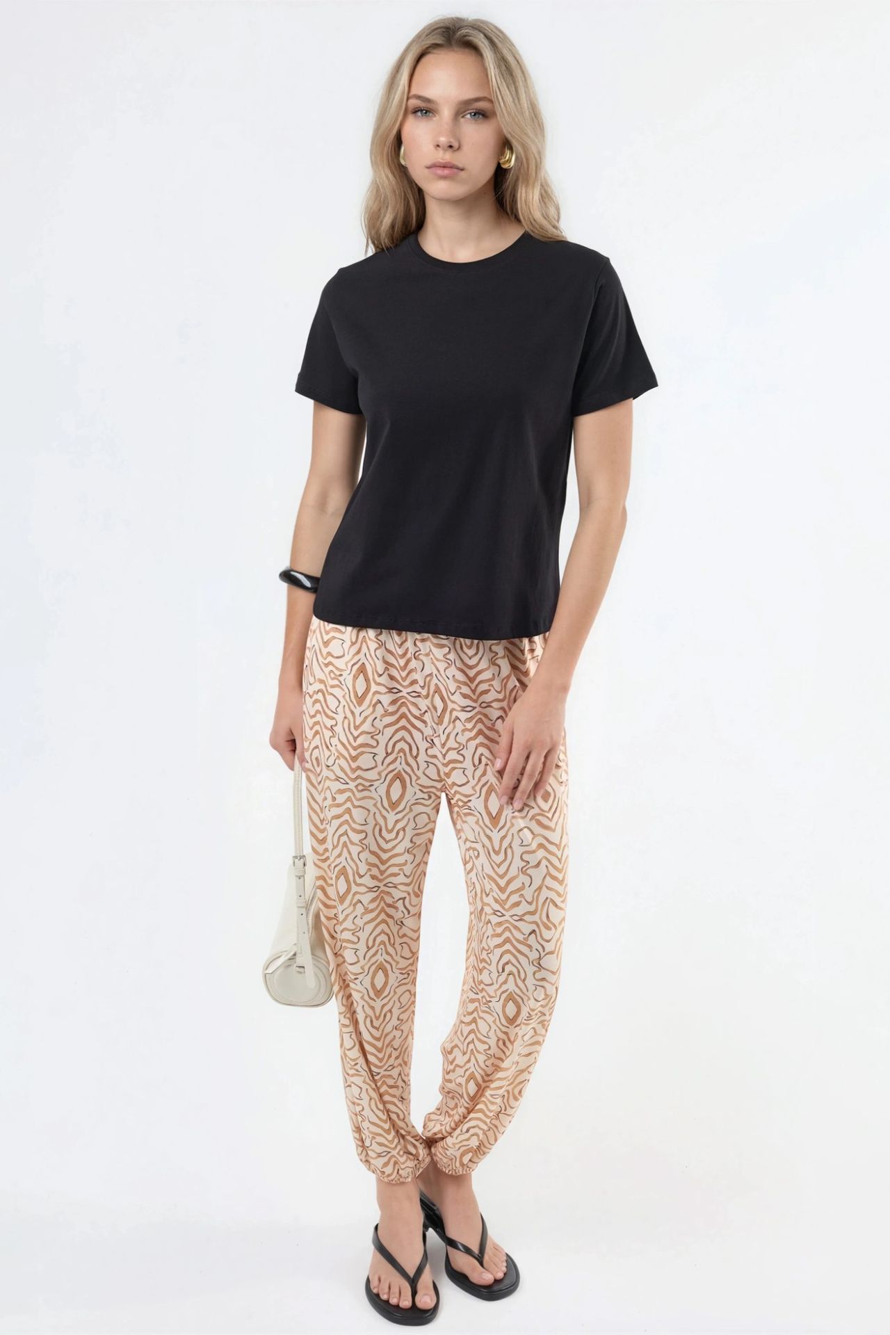 BUSEM Plain Crew Neck Cotton T-Shirt 5