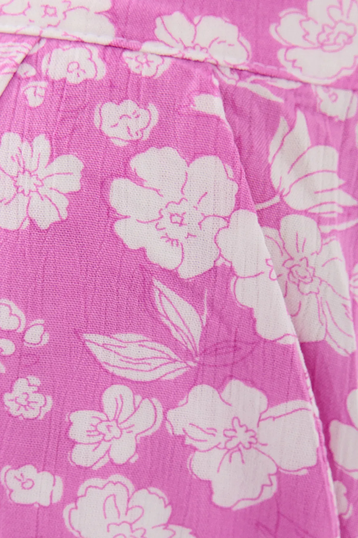 High-Waisted Floral Trousers 4