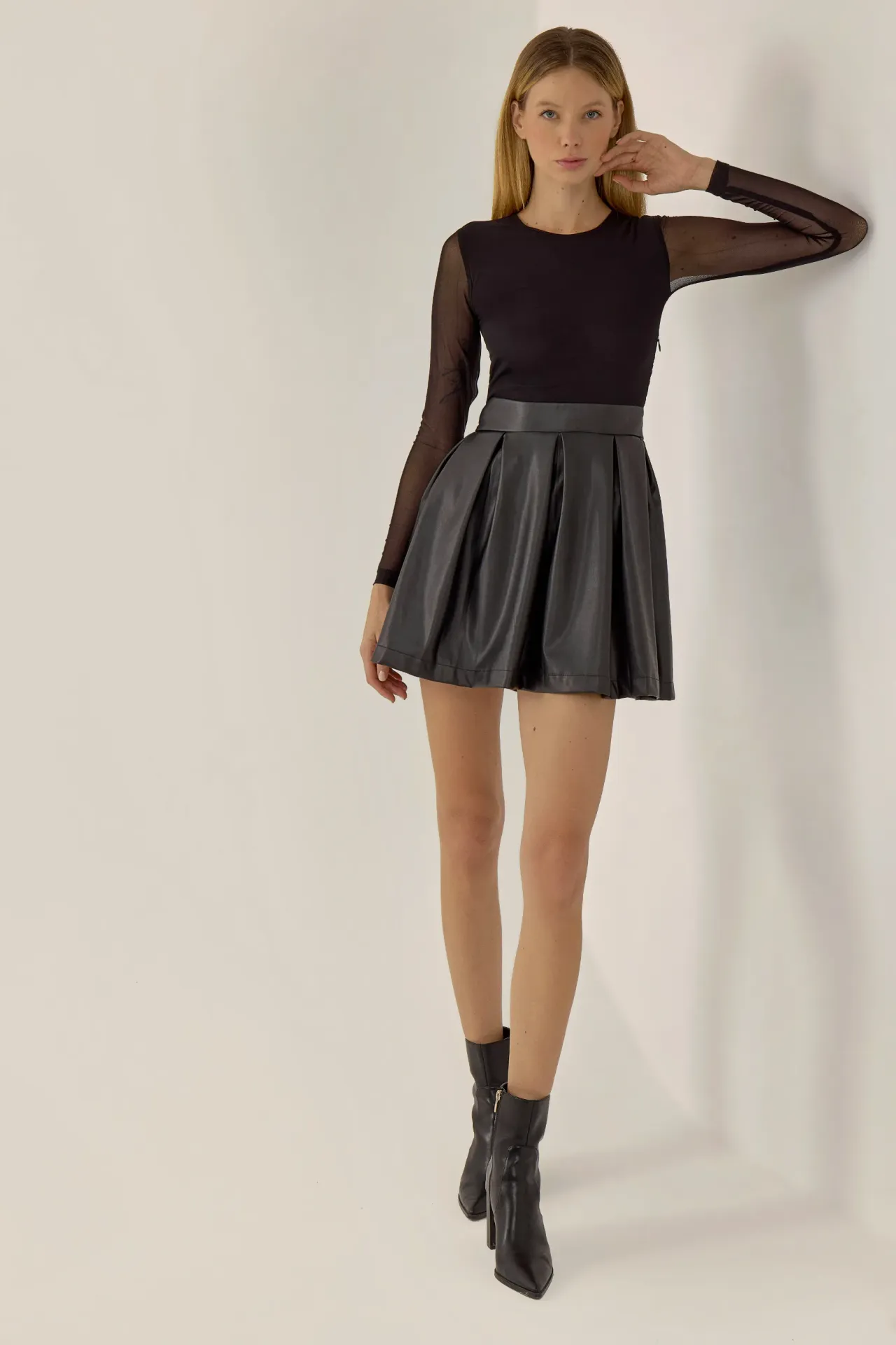  Mesh Body & Pleated PU Skirt Mini Dress