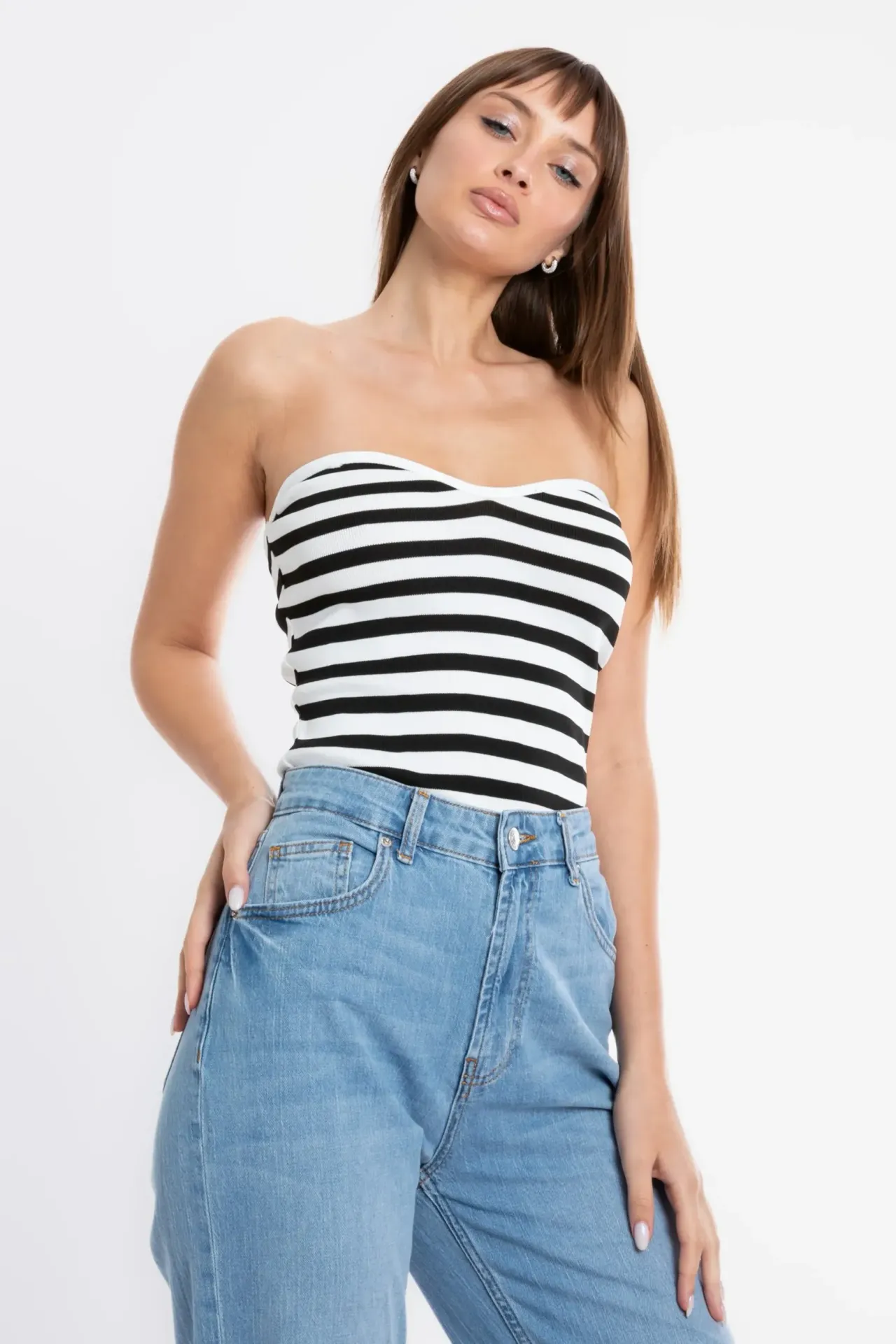 Striped Strapless Knitted Crop Top