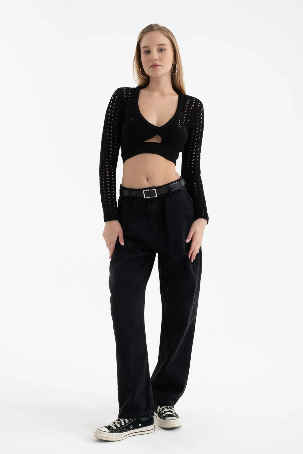 Scoop Neck Knitted Cut Out Long Sleeve Crochet Blouse 1