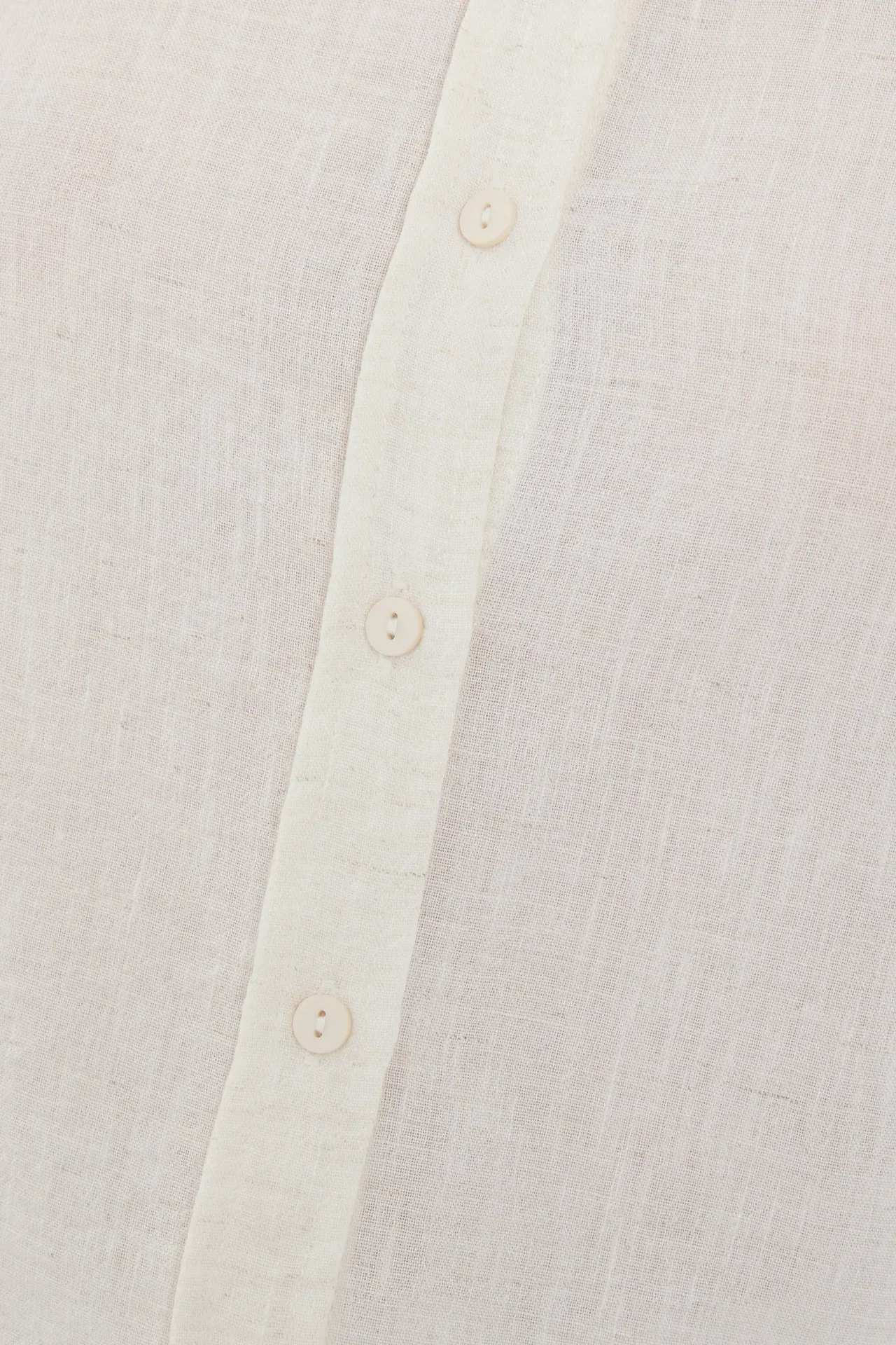 Buttoned Long Sleeve Relaxed Shirt