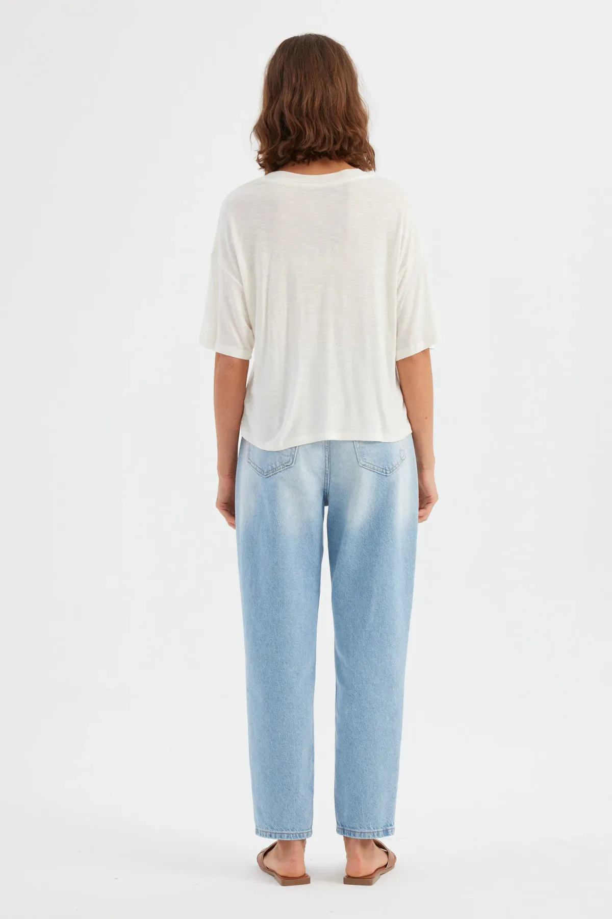 Basic Round Neck Short Sleeve Woven T-Shirt 4