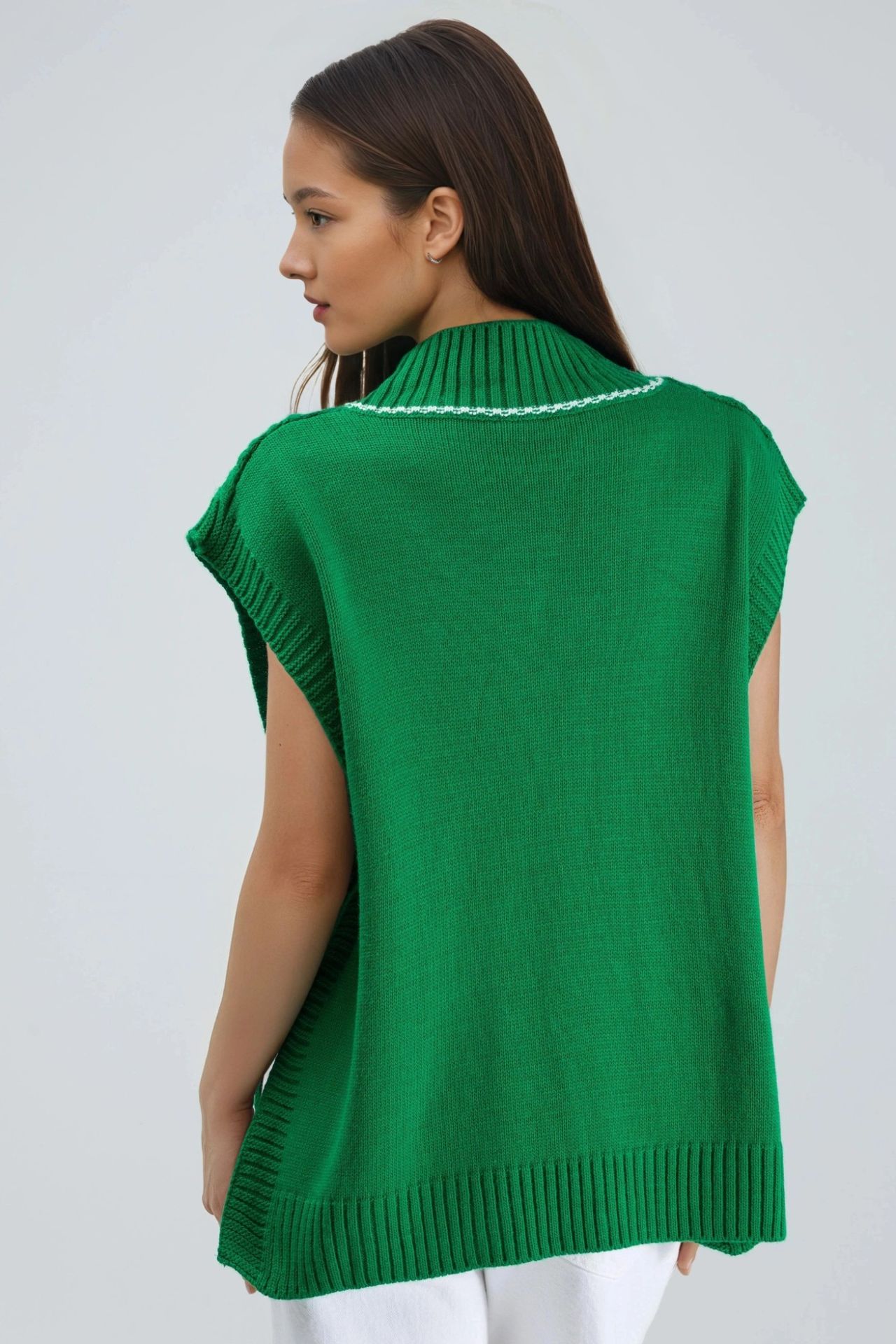 MY FASHION Patterned Sweater Vest with Tie Detail 3