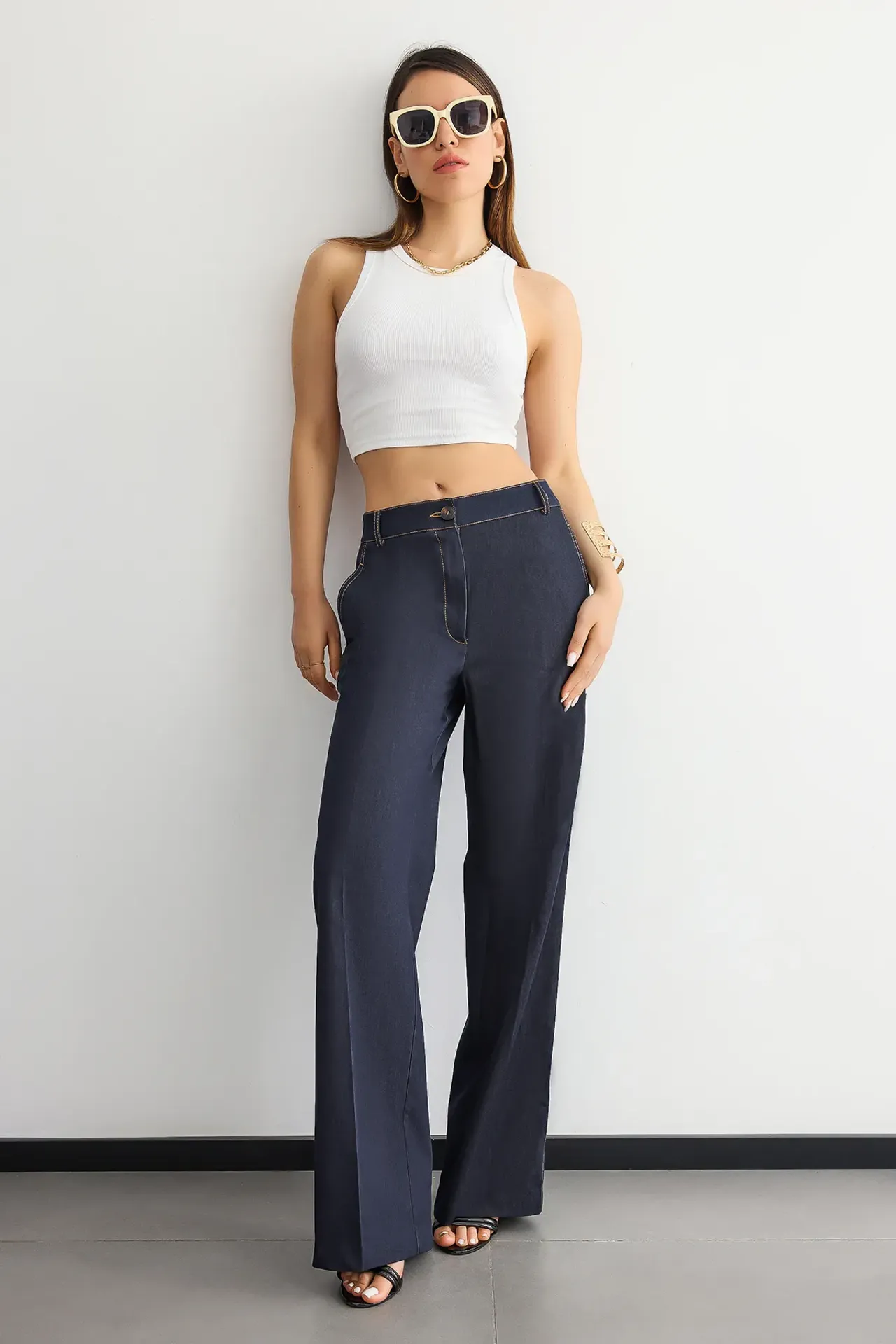 High-Waist Straight-Leg Trousers with Stitch Details