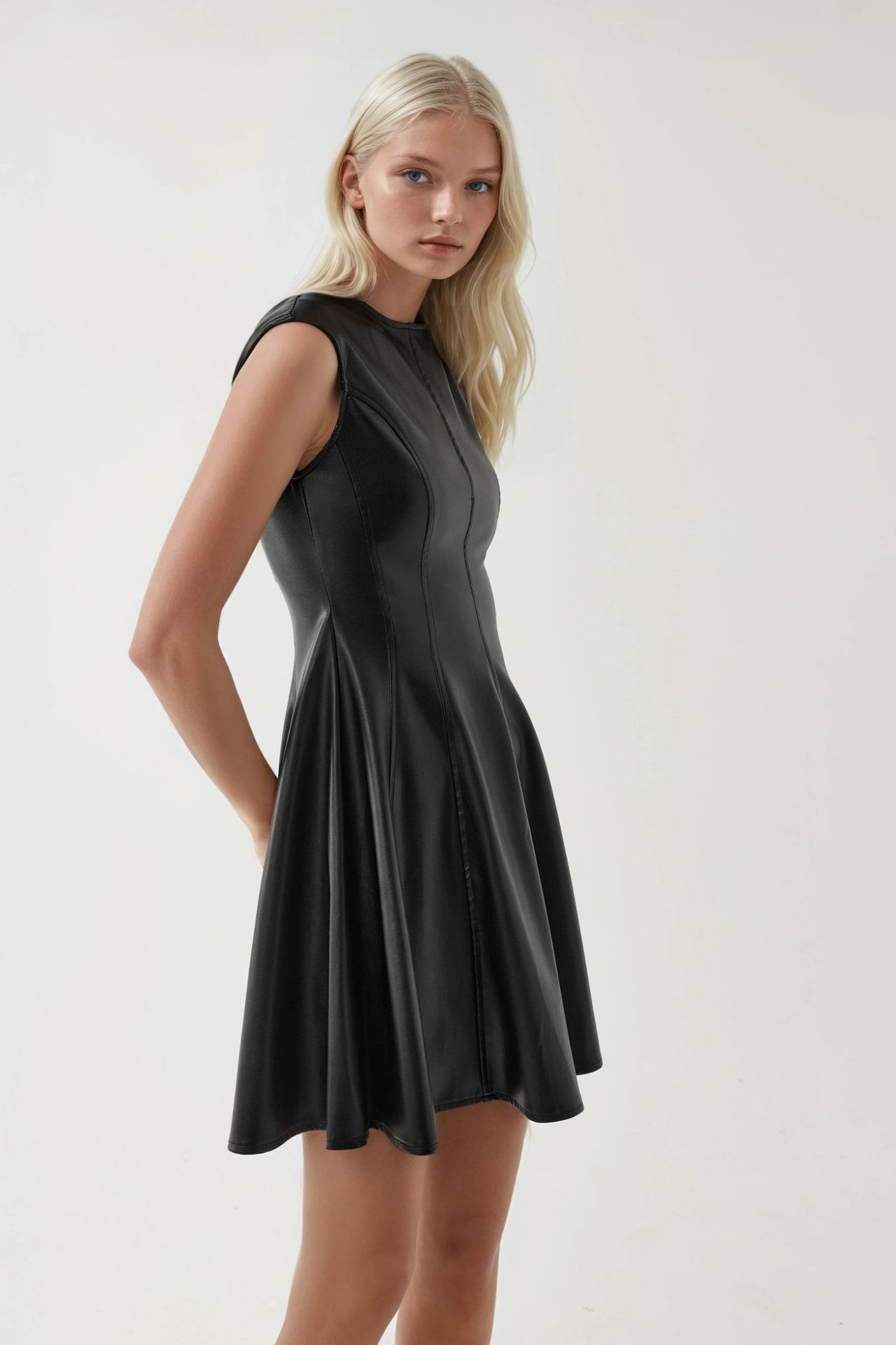 BUSEM Faux Leather Fitted Mini Dress with Zipper 4