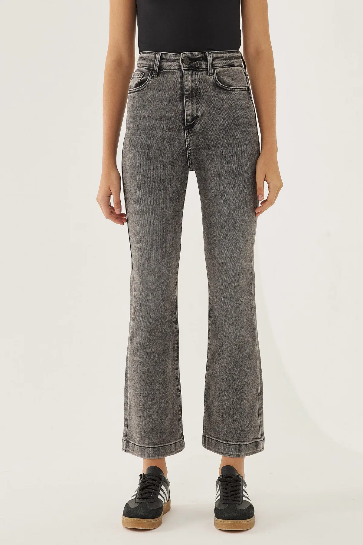 Flare Jeans 2