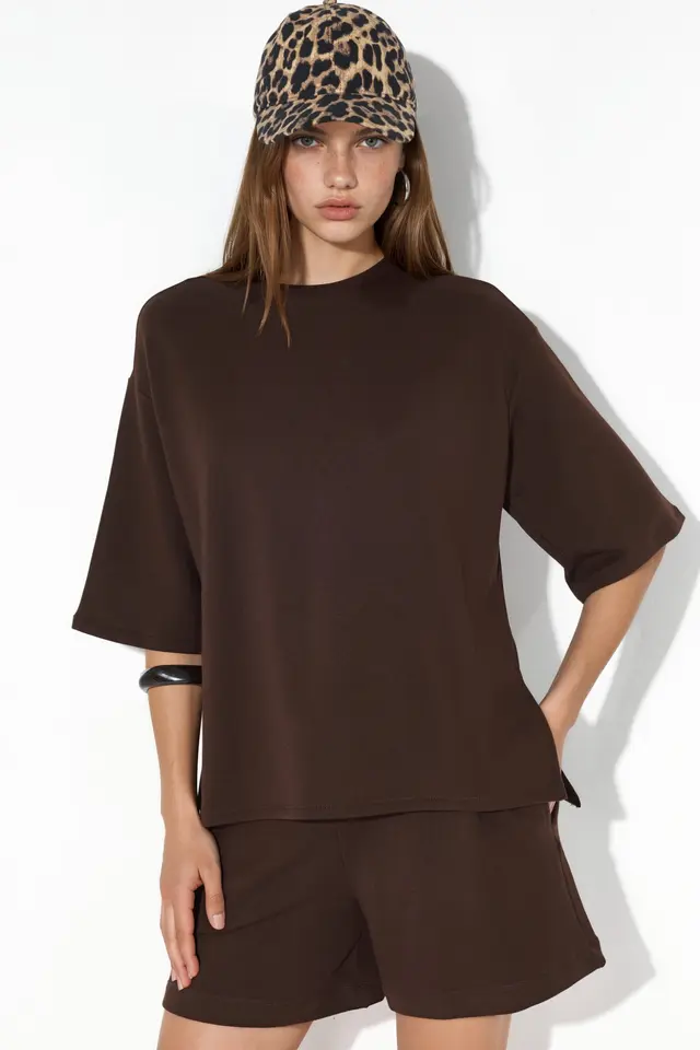 BUSEM Women's Loose-fit Crew Neck T-shirt