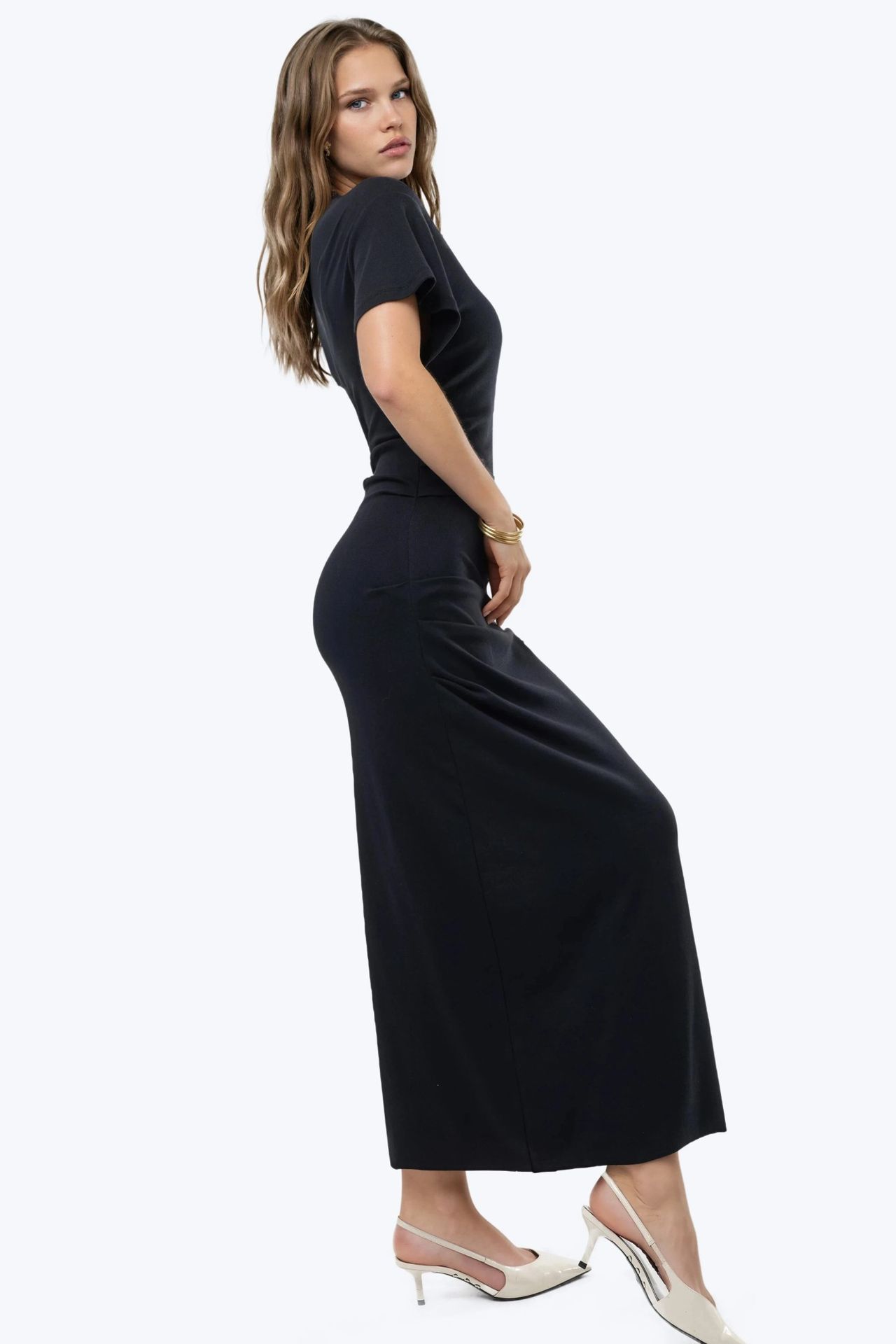 BUSEM Solid Crew Neck Bodycon Midi Dress 2