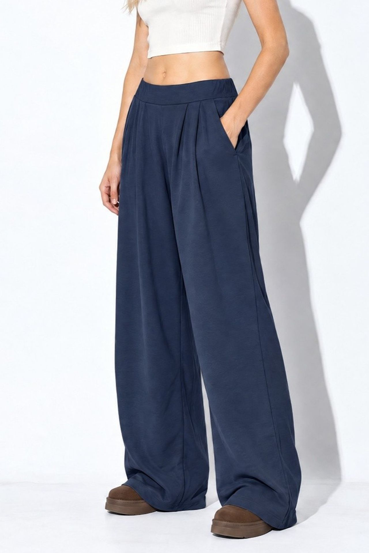 Modal Touch Pile Detaylı Geniş Paça Pantolon 1