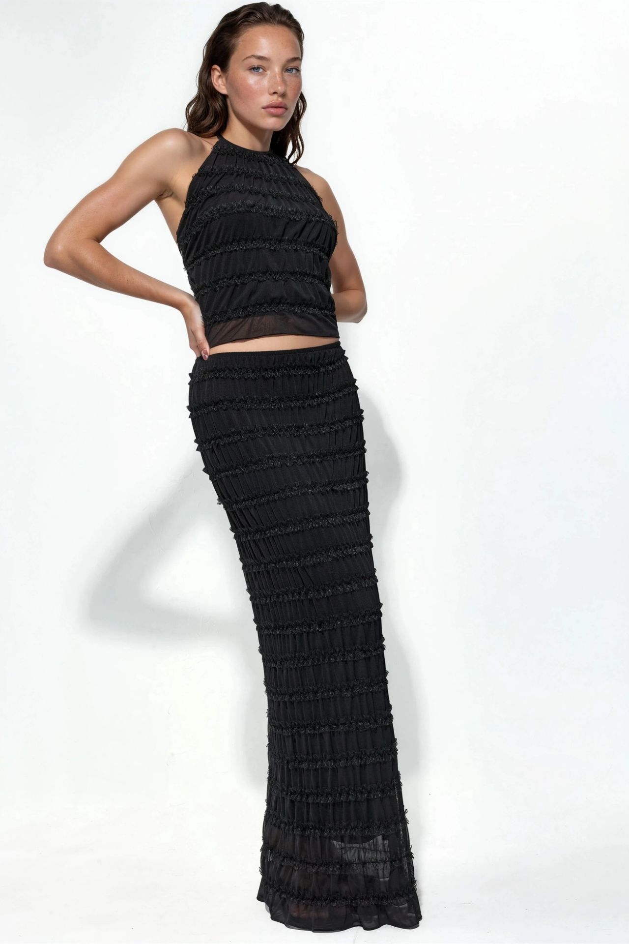 Low-Waist Lace Maxi Skirt 5
