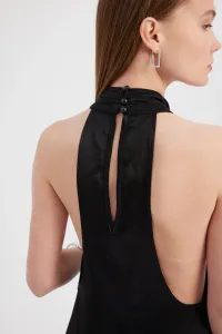 black-image-4