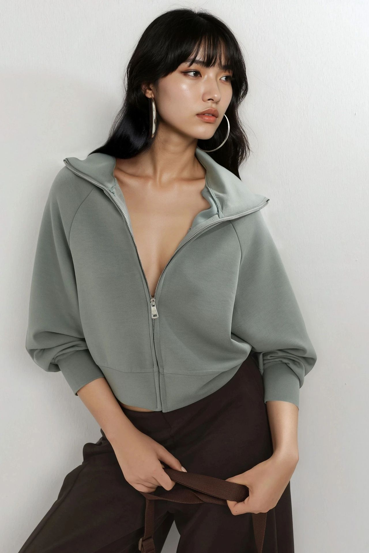 BUSEM Relaxed Fit Zippered Sweatshirt 1