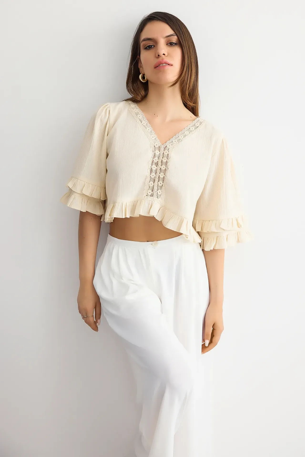 Cropped V-Neck Ruffled Blouse