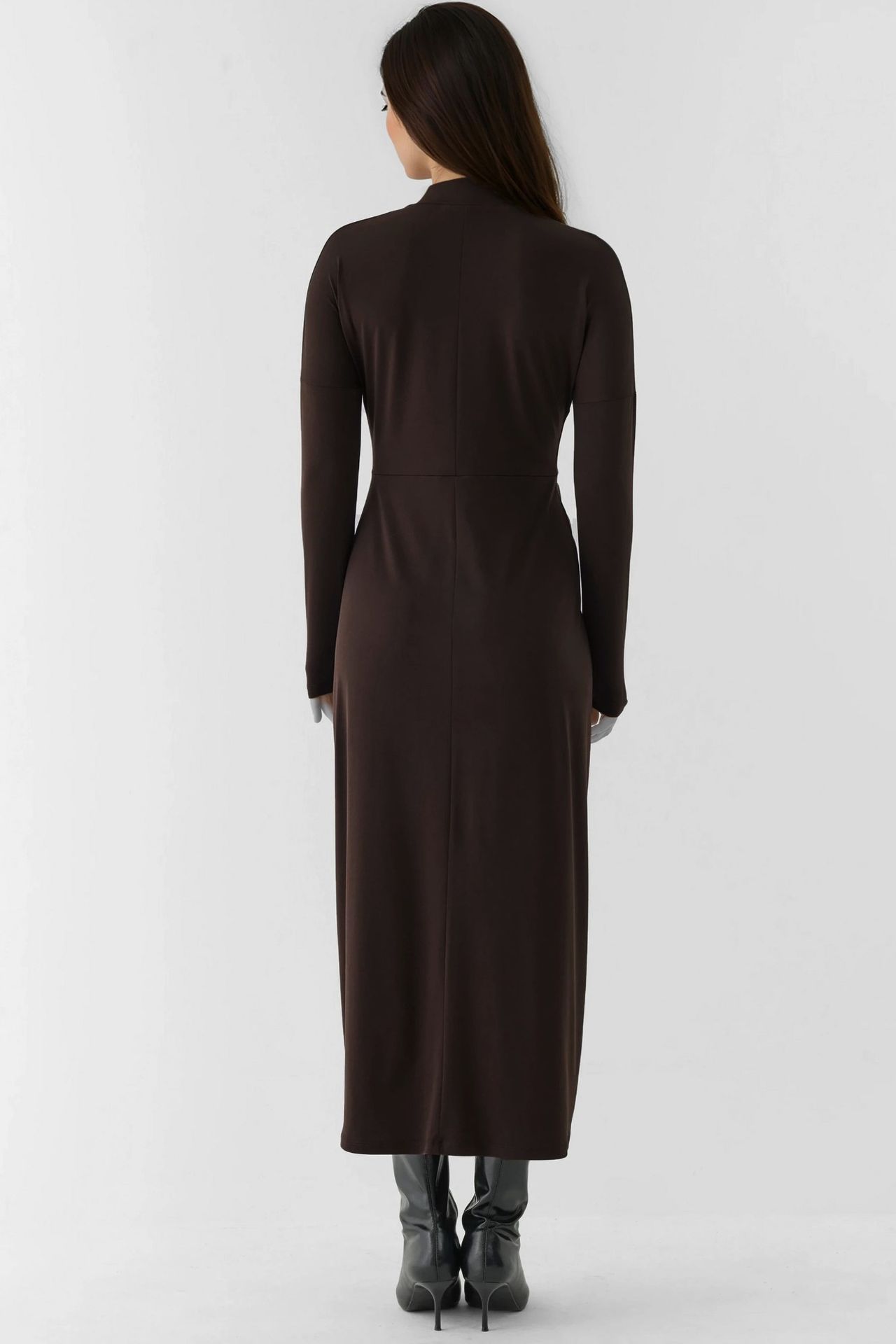 Sandy Stretch Dress with Accessory Detail 2