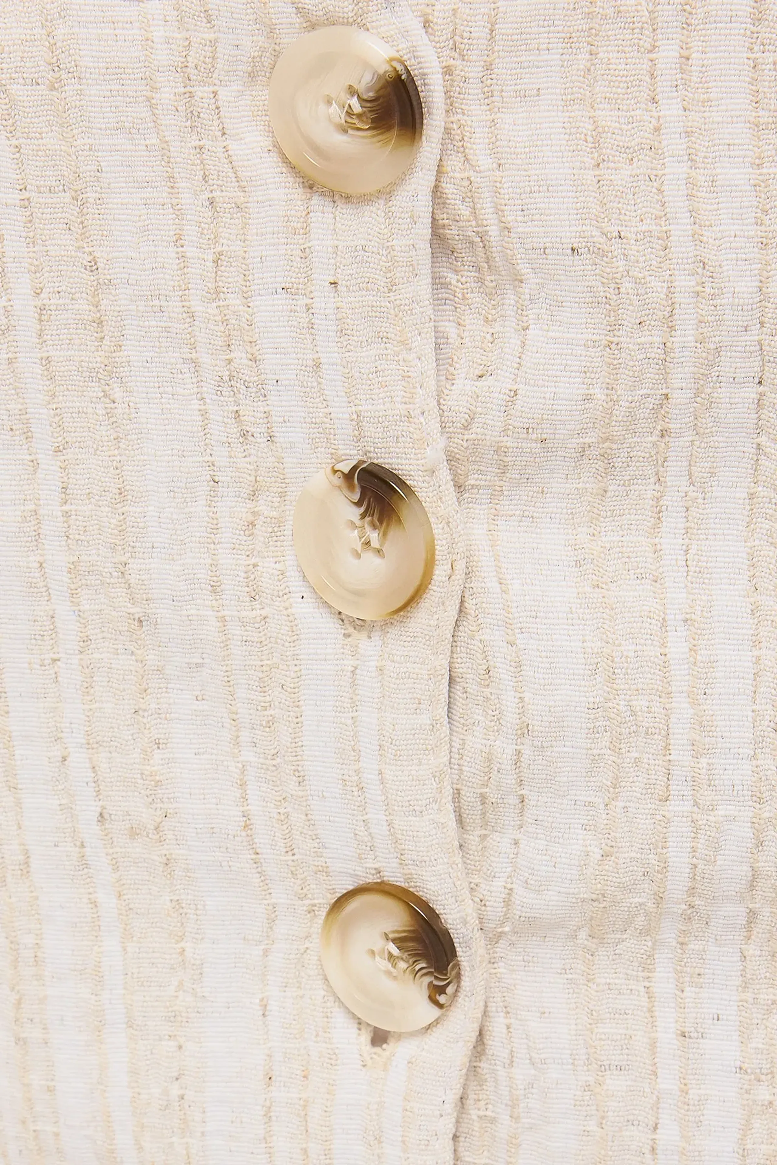 HiCCUP - White Square Neck Sleeveless Coords Set With Button