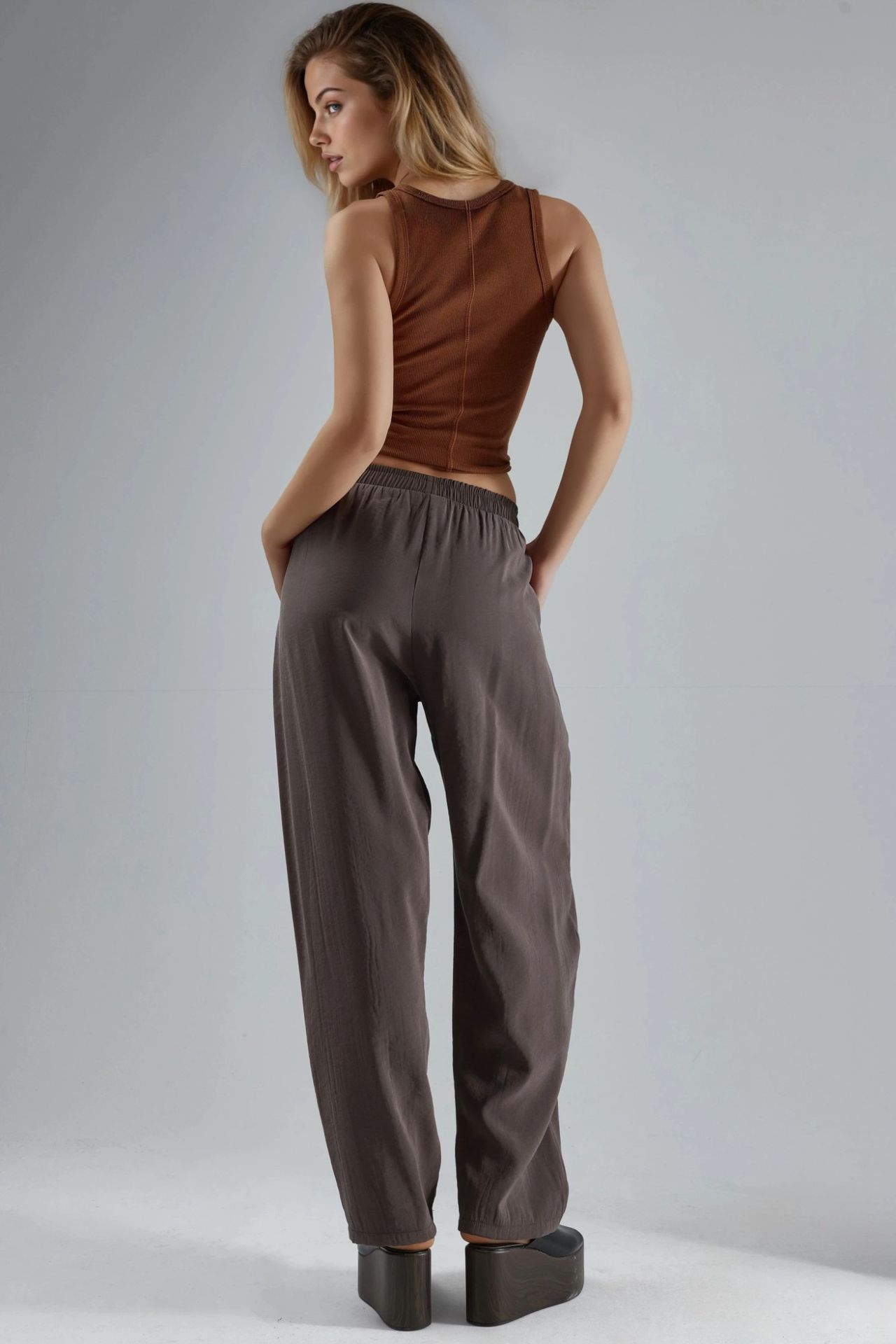 BUSEM Wide Leg Pleated Pants 3