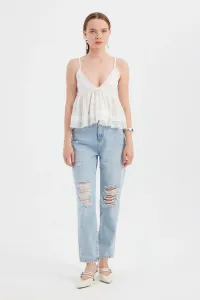 white-image-0