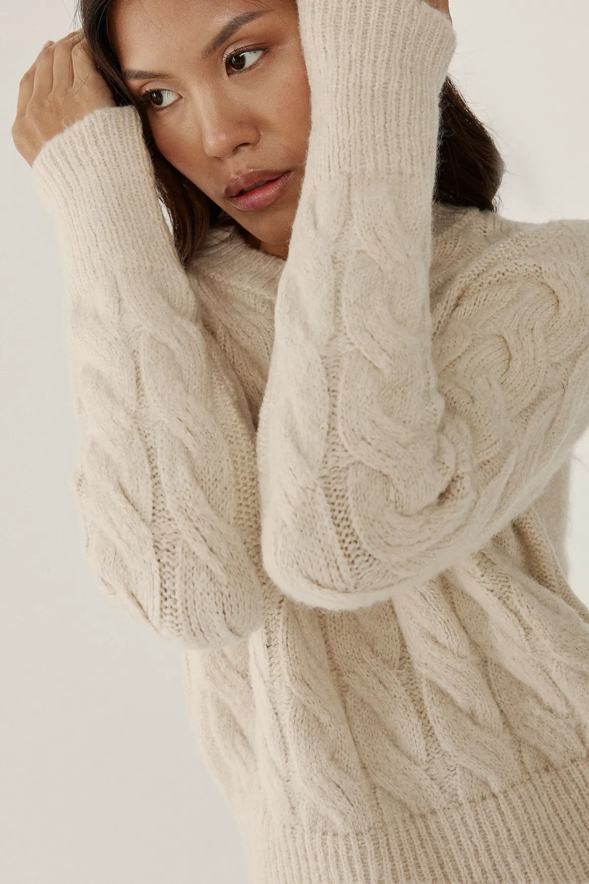 Hair Braid Pattern Crew Neck Sweater 4