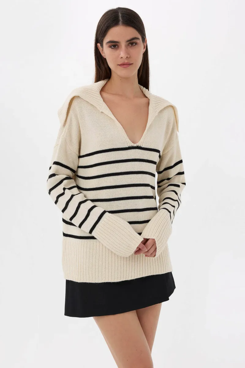 Striped V-Neck Sweater 3