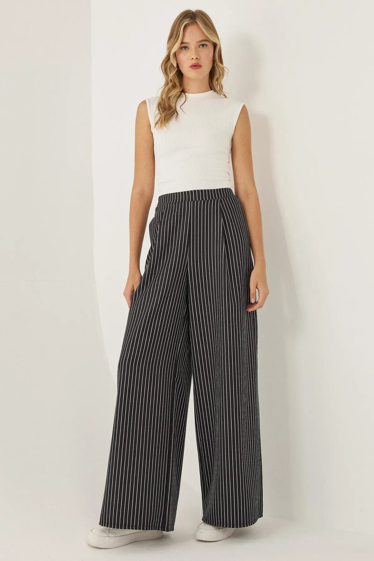 High Waist Striped Wide Leg Pants 2