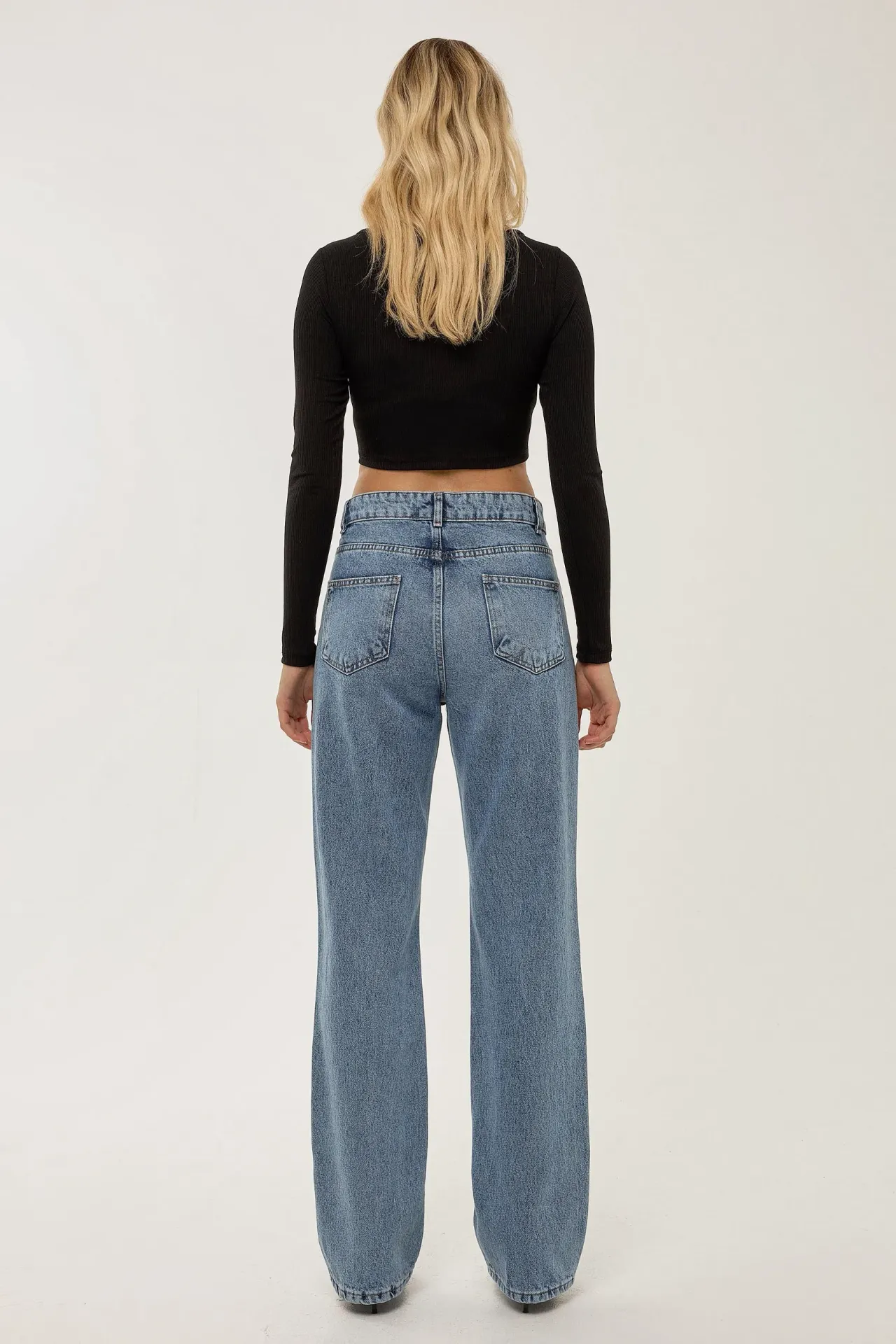 Straight Leg Medium Rise Jean