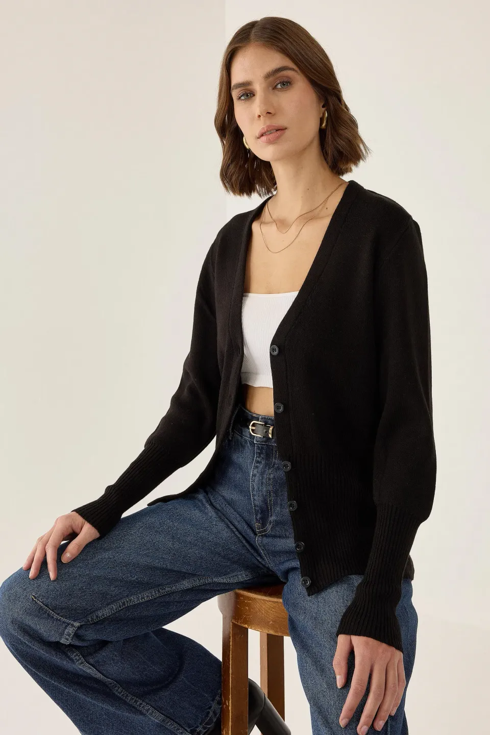 Semi Fit V-Neck Knitted Cardigan