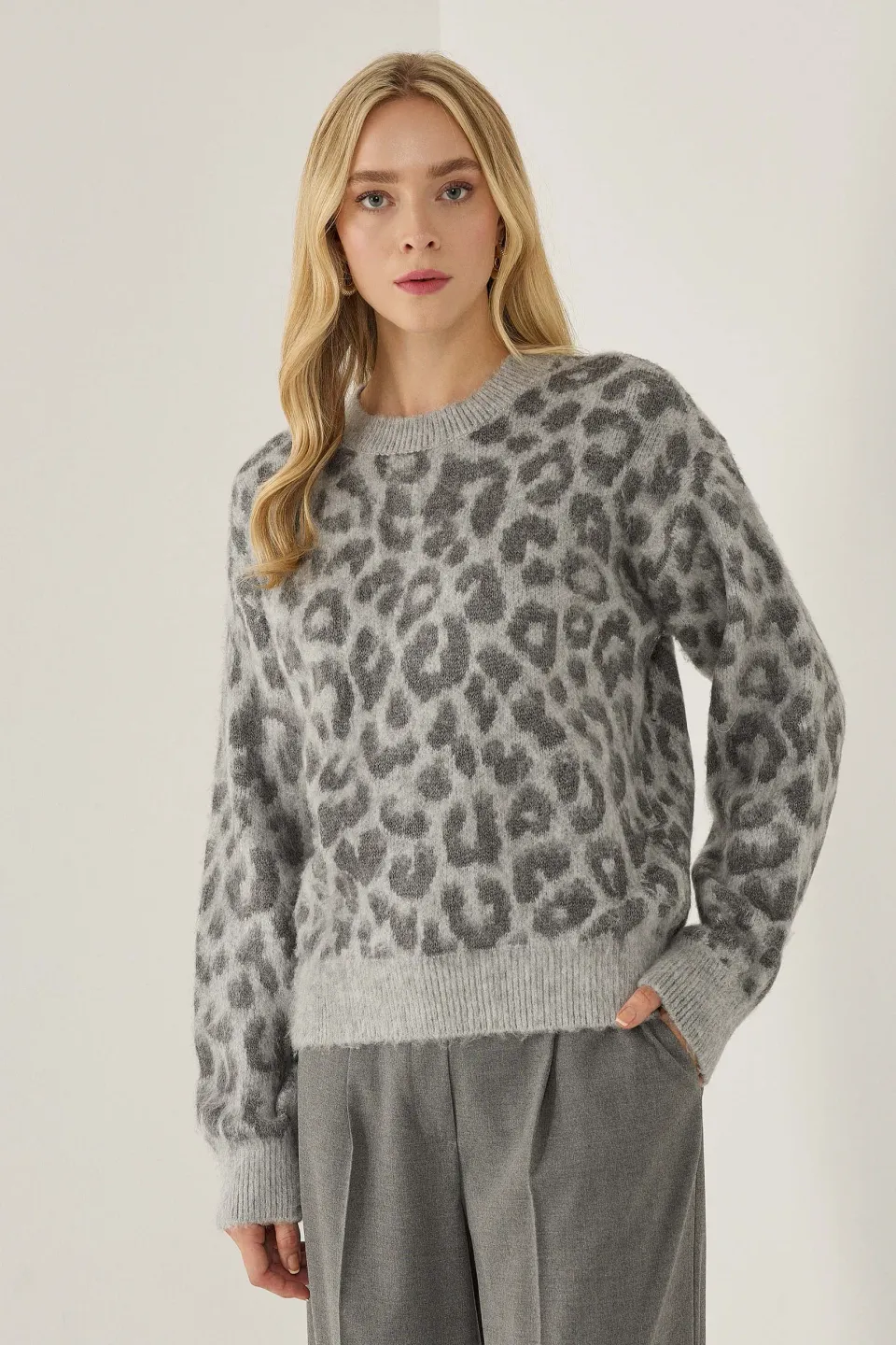 Relaxed Fit Leopard Print Sweater