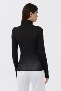 black-image-4