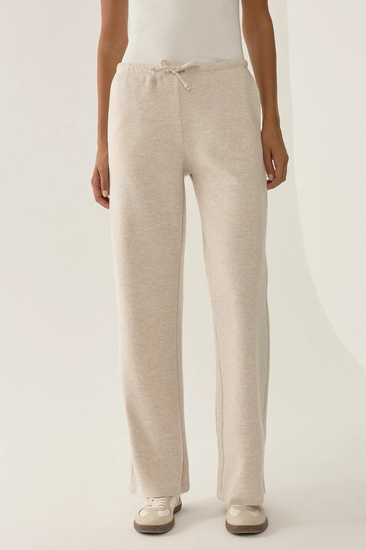 Elastic Waist Straight Leg Sweatpants