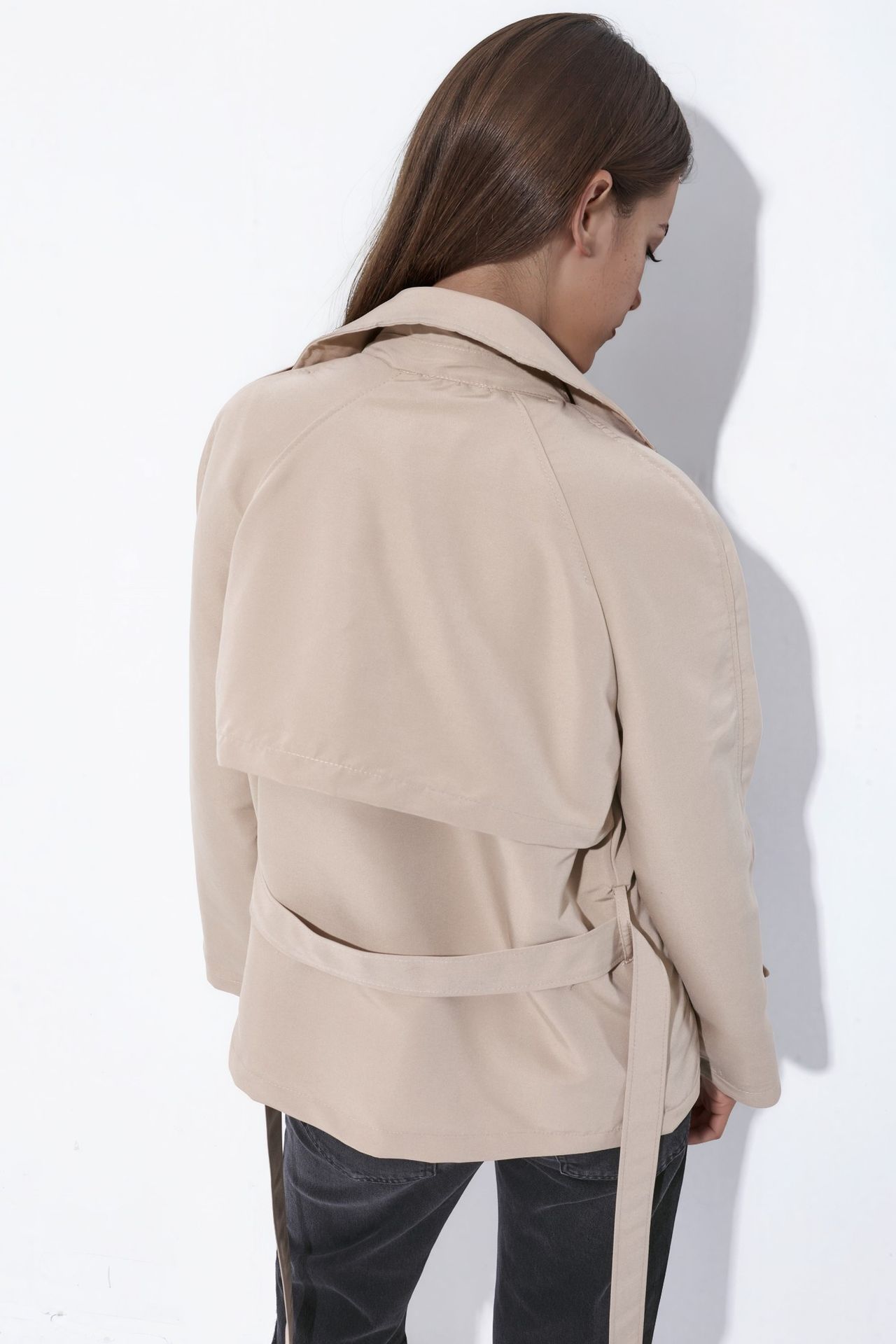 Belted Flowy Short Trench Coat 4