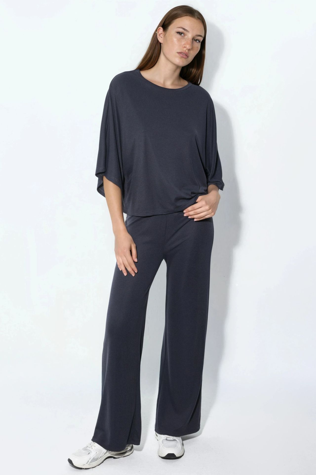 BUSEM Loose Fit Ribbed Crew Neck Blouse 4