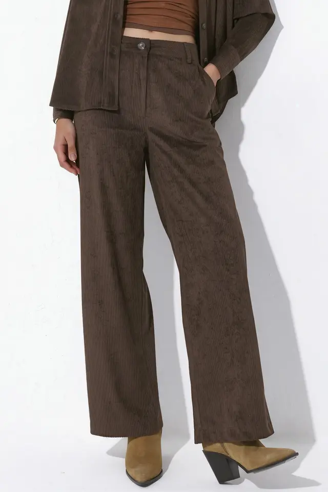 Straight Leg Velvet Pants