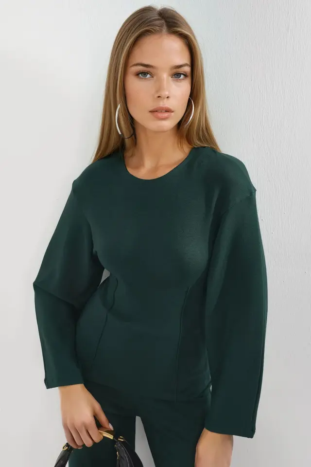 BUSEM Crew Neck Long Sleeve Fitted Blouse