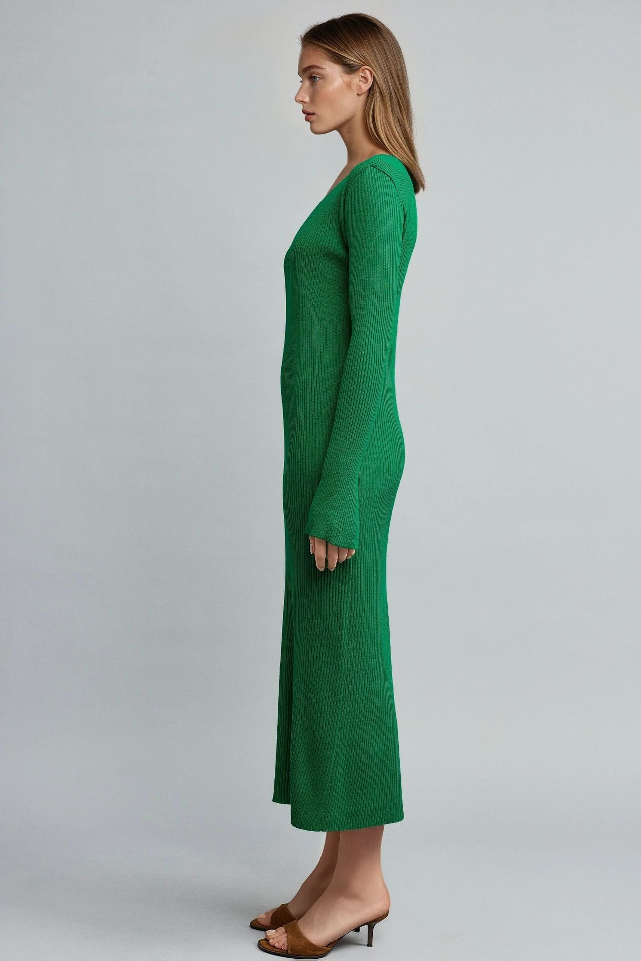 MY FASHION V-Neck Textured Maxi Knit Dress with Slit 4