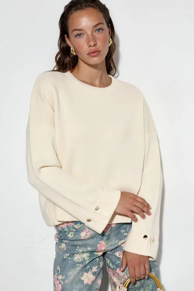 Button Detailed Knit Sweater
