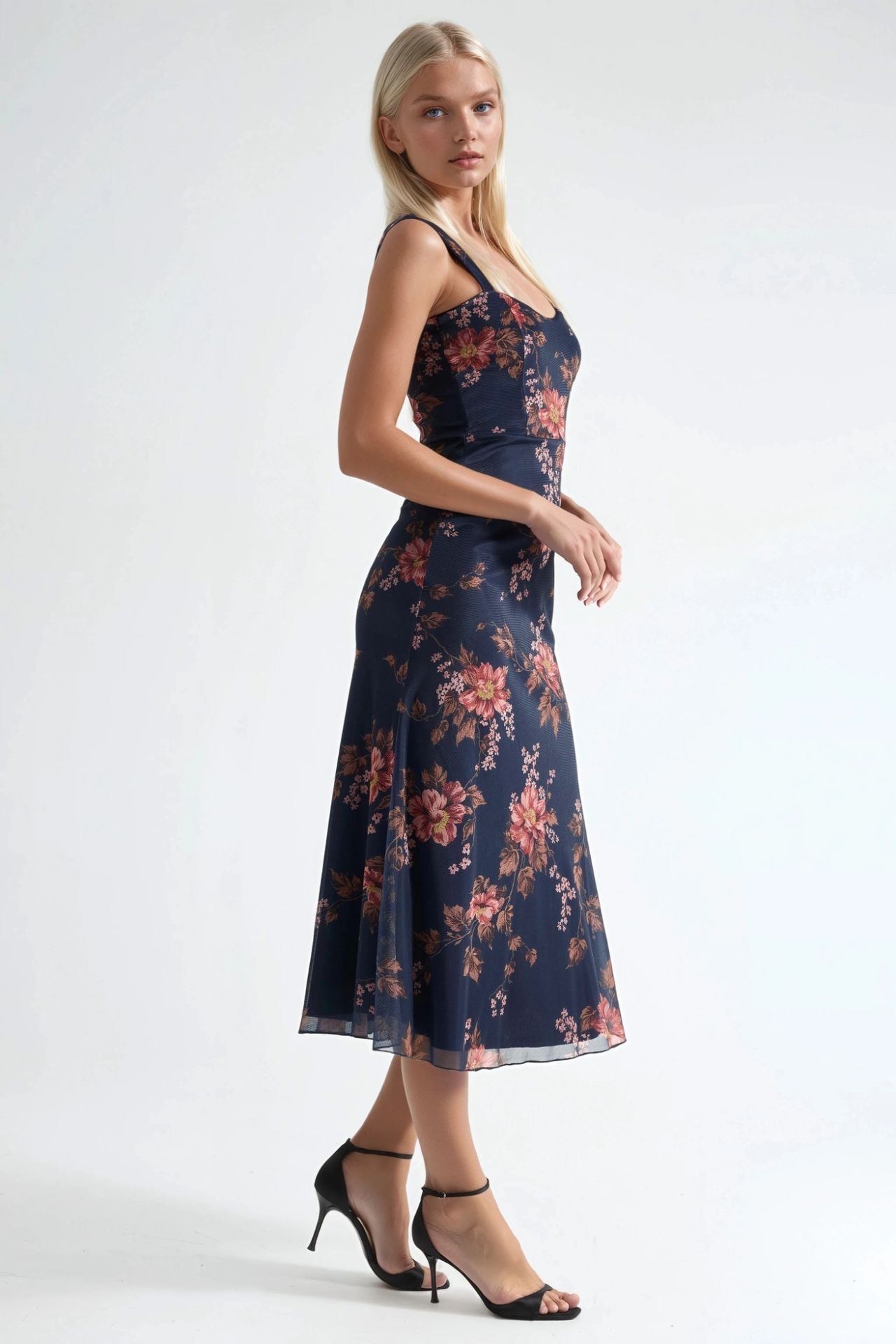 Floral Maxi Dress with Heart Collar 2
