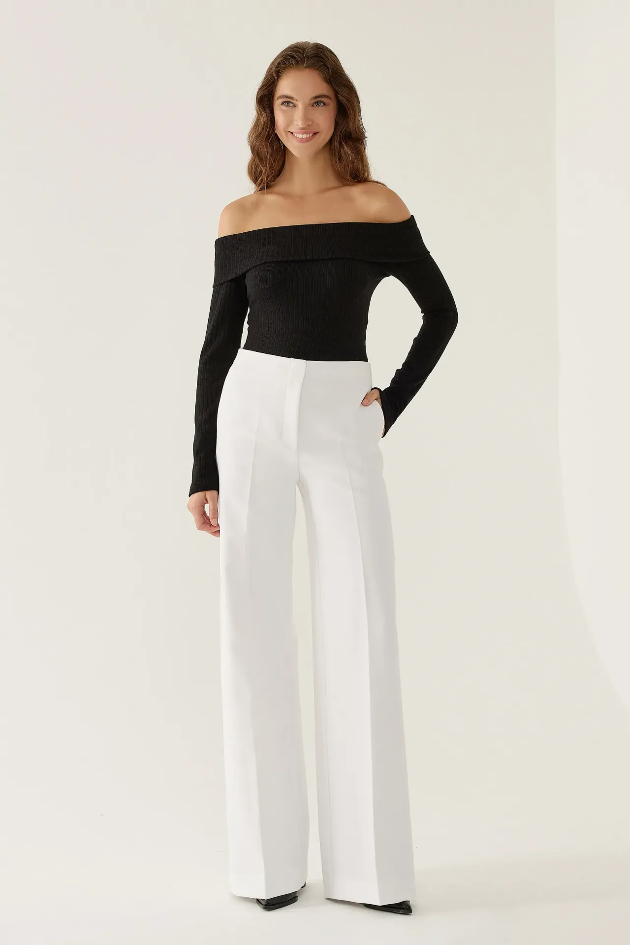 Slim Fit Off-Shoulder Blouse