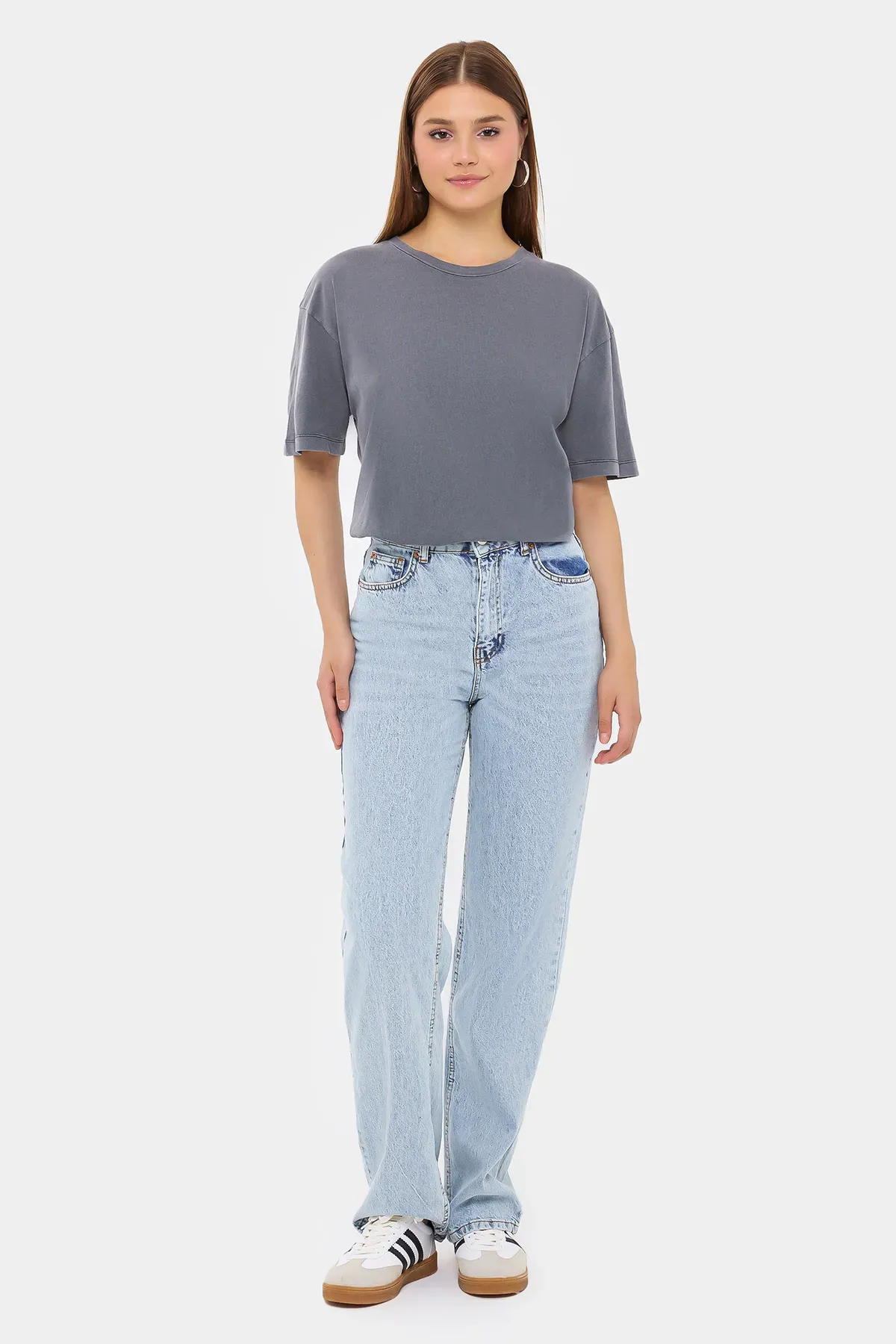 Relaxed Fit Short Sleeve Round Neck T-Shirt 3